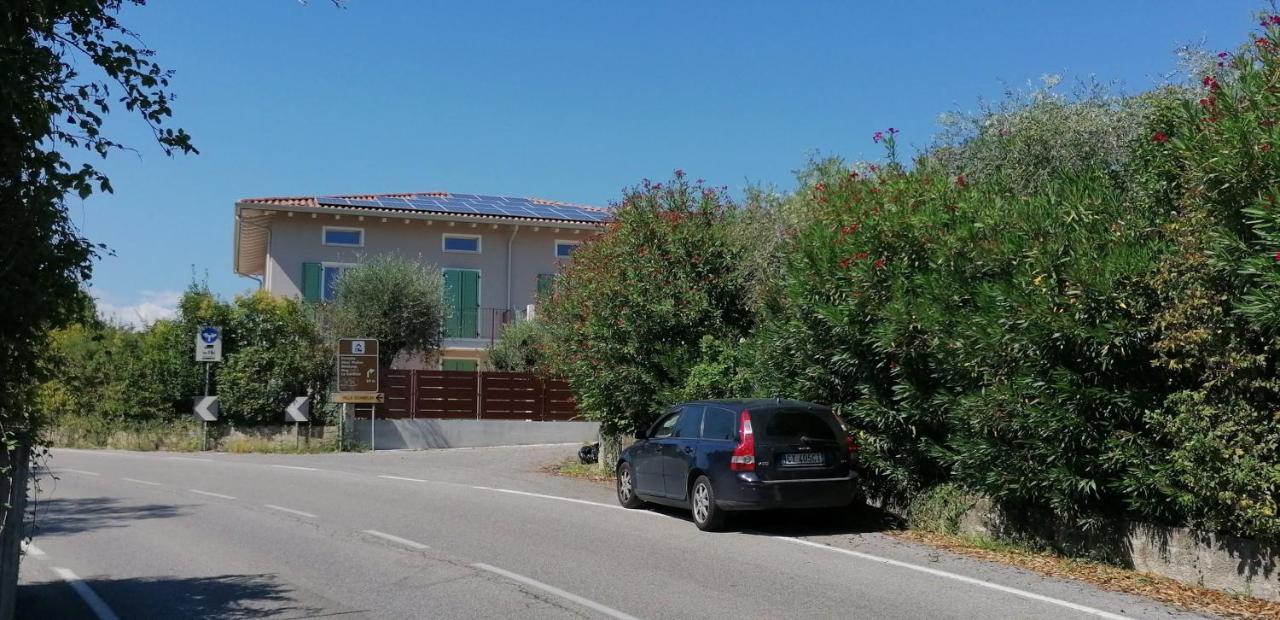 Bilocale Papavero, Magnolia O Girasole San Felice del Benaco Exteriör bild